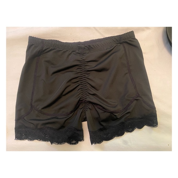 Butt & hip enhancement underwear - Picture 3 of 4